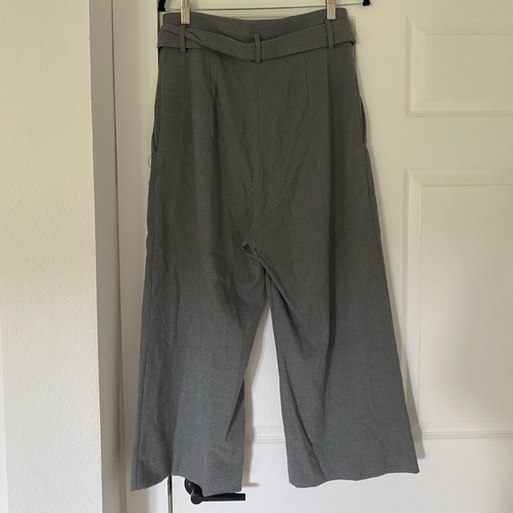 H&M high waist grey crop pants, size 12 - Picture 2 of 4